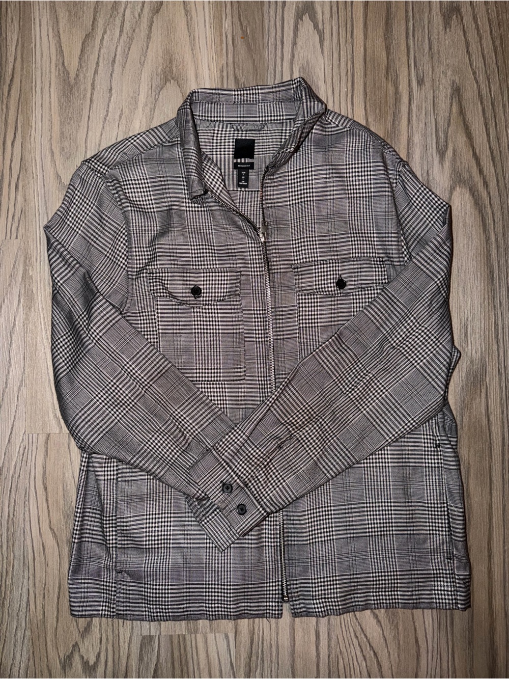 H&M Black & Gray Plaid Lightweight Shirt Jacket